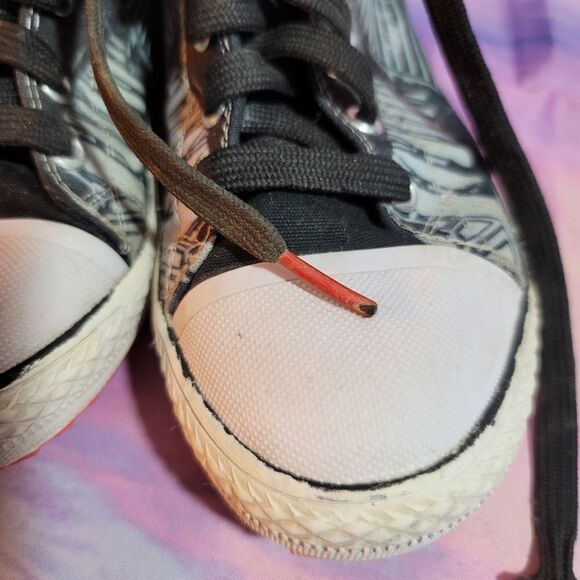 Skechers Star Wars Darth Vader High Top Shoes Size 3 GUC - Picture 9 of 16